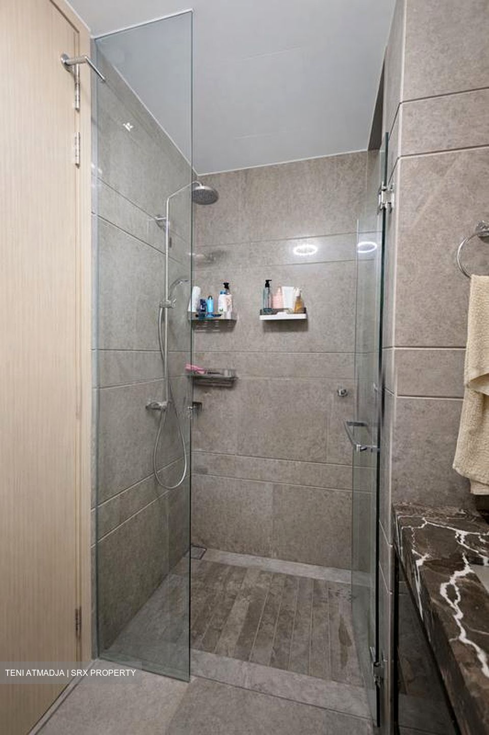 Stars Of Kovan (D19), Apartment #567496201